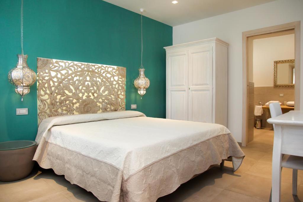 Hypnos Boutique Hotel 2*